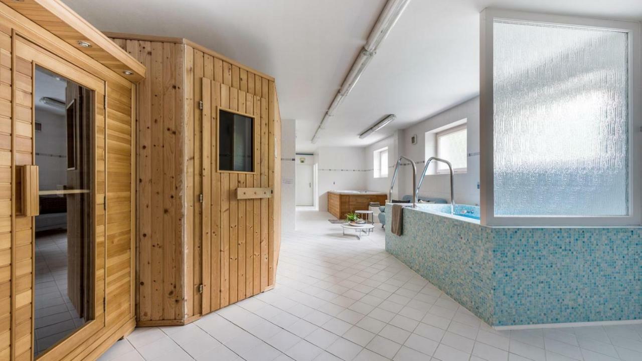 Penzion Solid Spa Млада-Болеслав Экстерьер фото